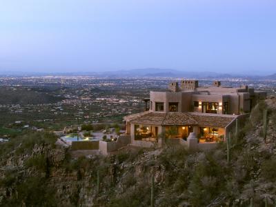 Luxury Desert Home in Tucson